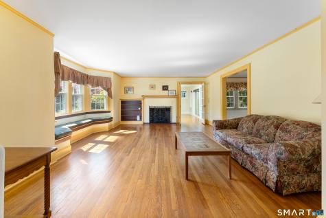 65 Auburn Road West Hartford CT 06119