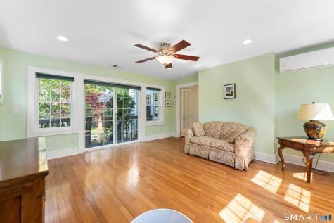 65 Auburn Road West Hartford CT 06119