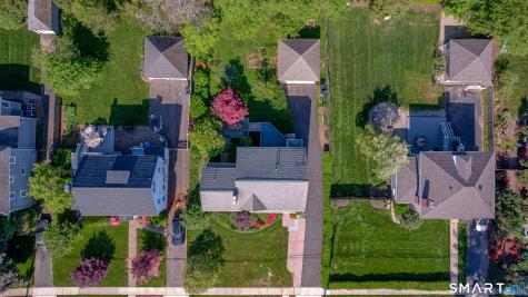 65 Auburn Road West Hartford CT 06119