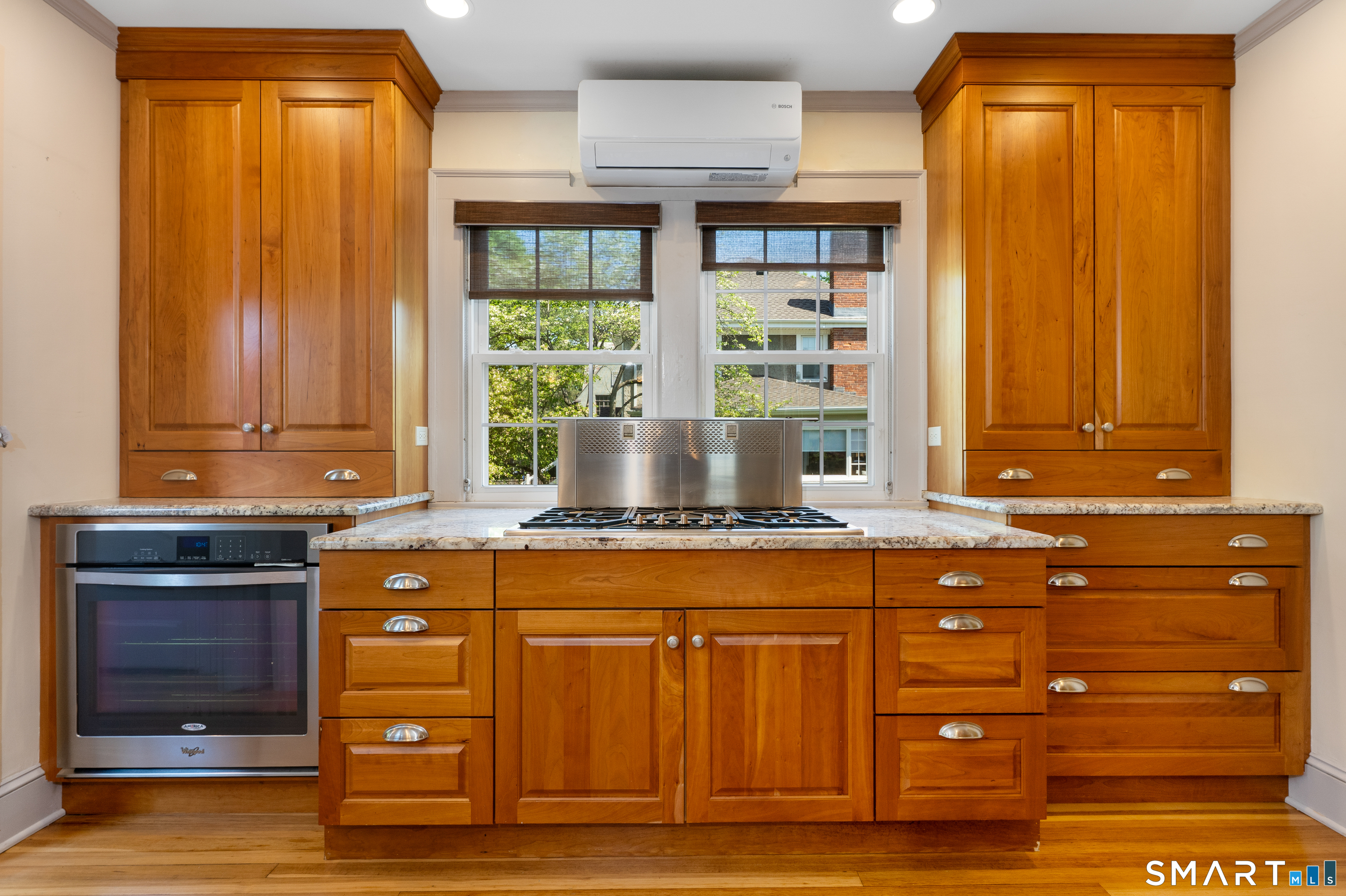 65 Auburn Road West Hartford CT 06119