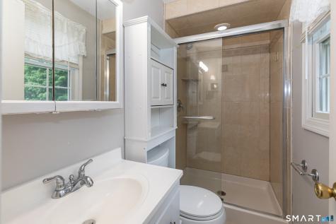 124 Chestnut Tree Hill Road Extension Oxford CT 06478