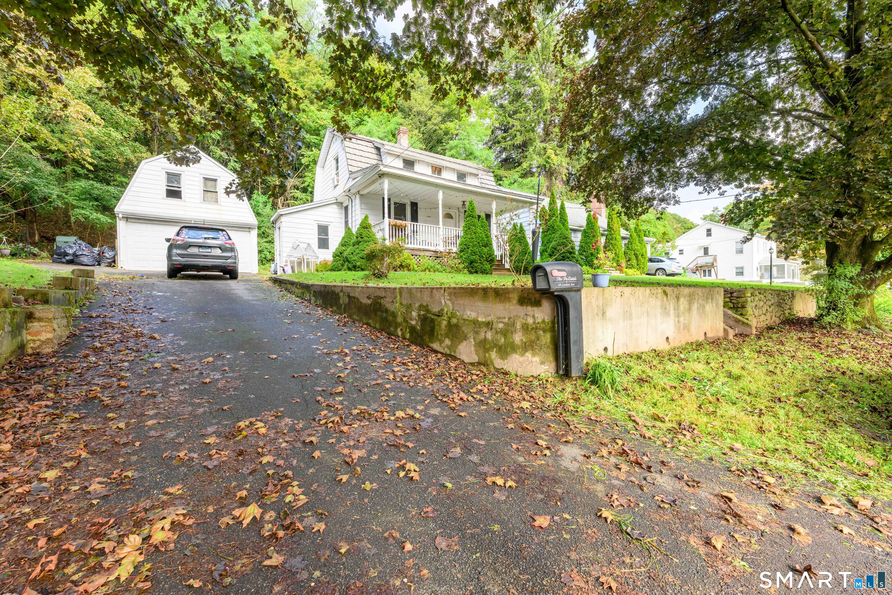 16 Linden Avenue Hamden CT 06518