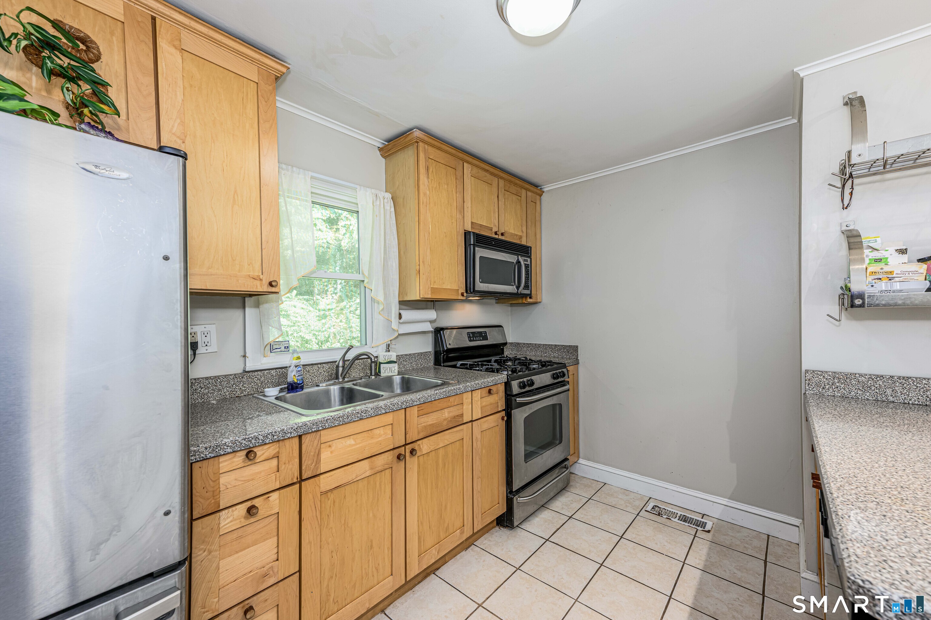 16 Linden Avenue Hamden CT 06518