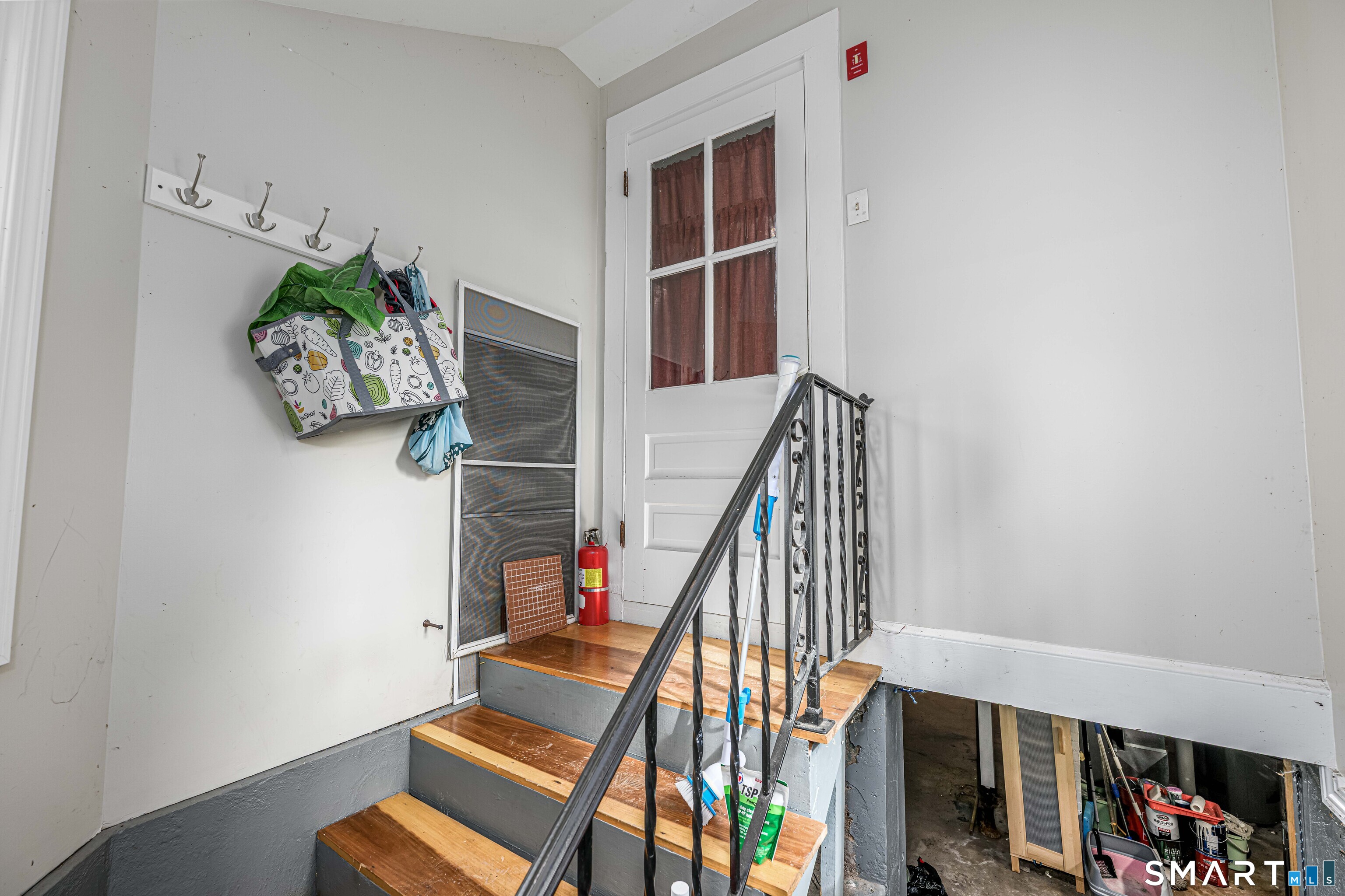 16 Linden Avenue Hamden CT 06518