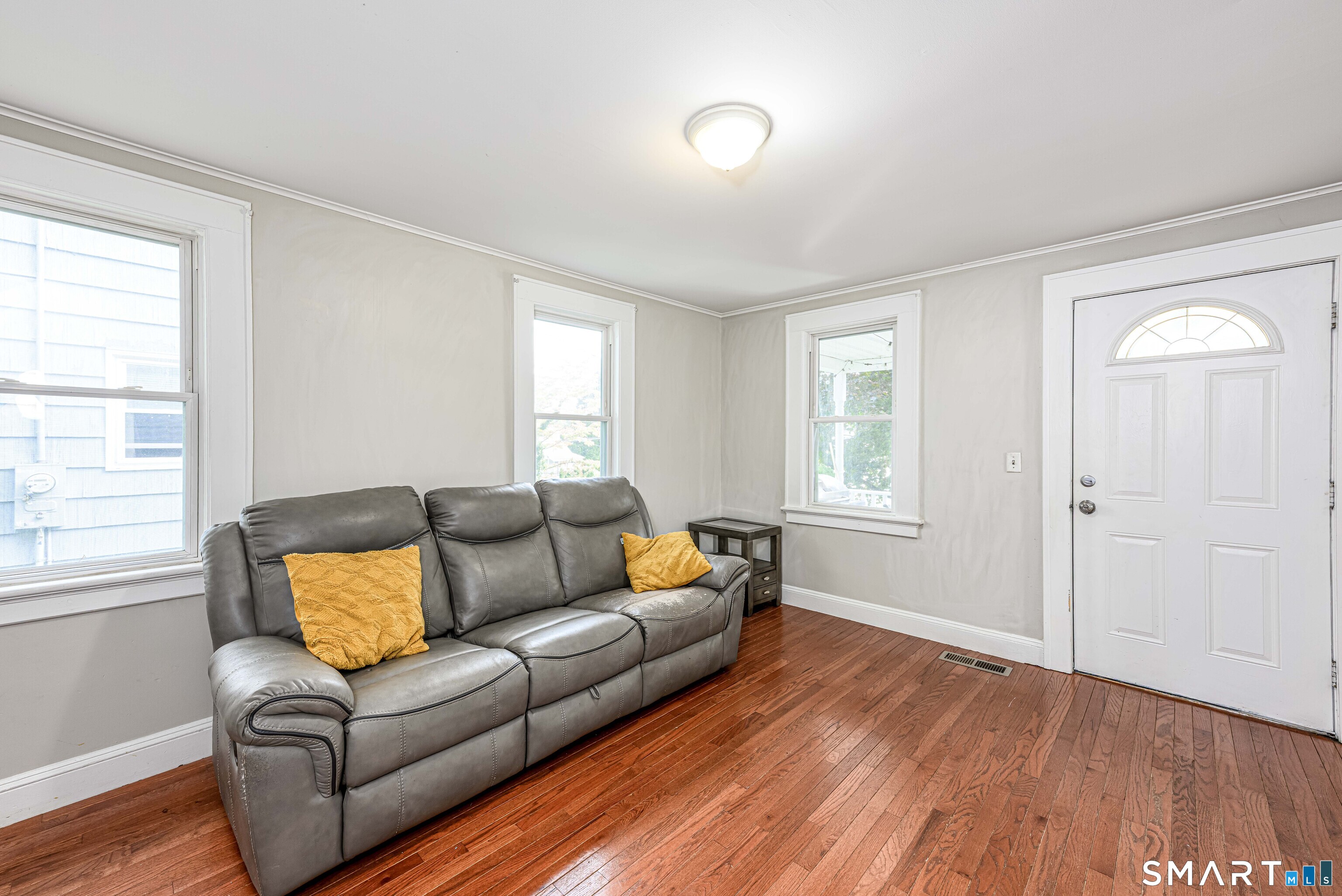 16 Linden Avenue Hamden CT 06518