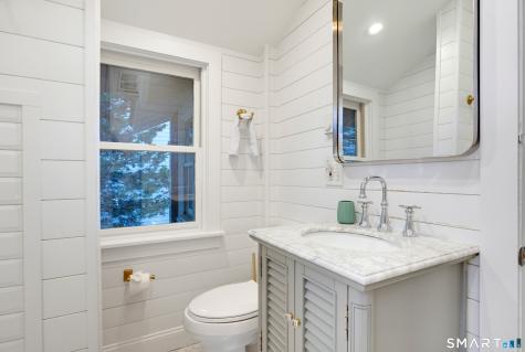 132 Limewood Avenue Branford CT 06405