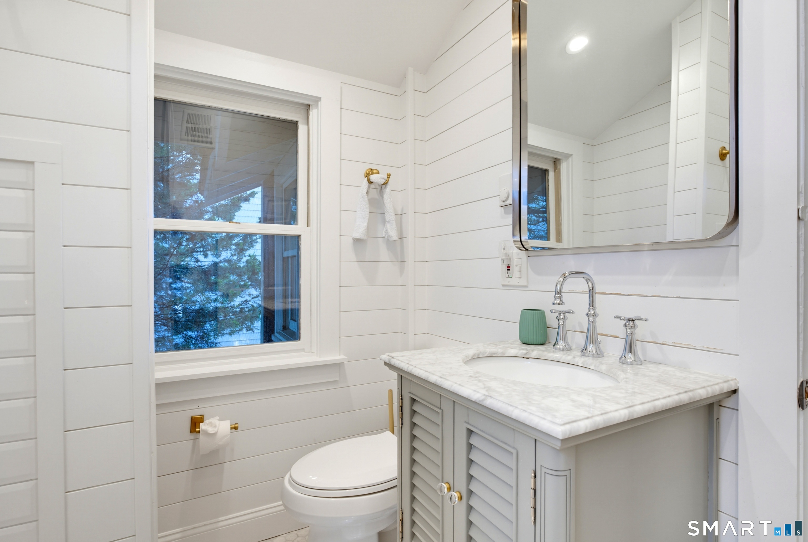 132 Limewood Avenue Branford CT 06405