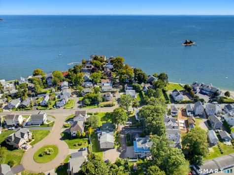 132 Limewood Avenue Branford CT 06405