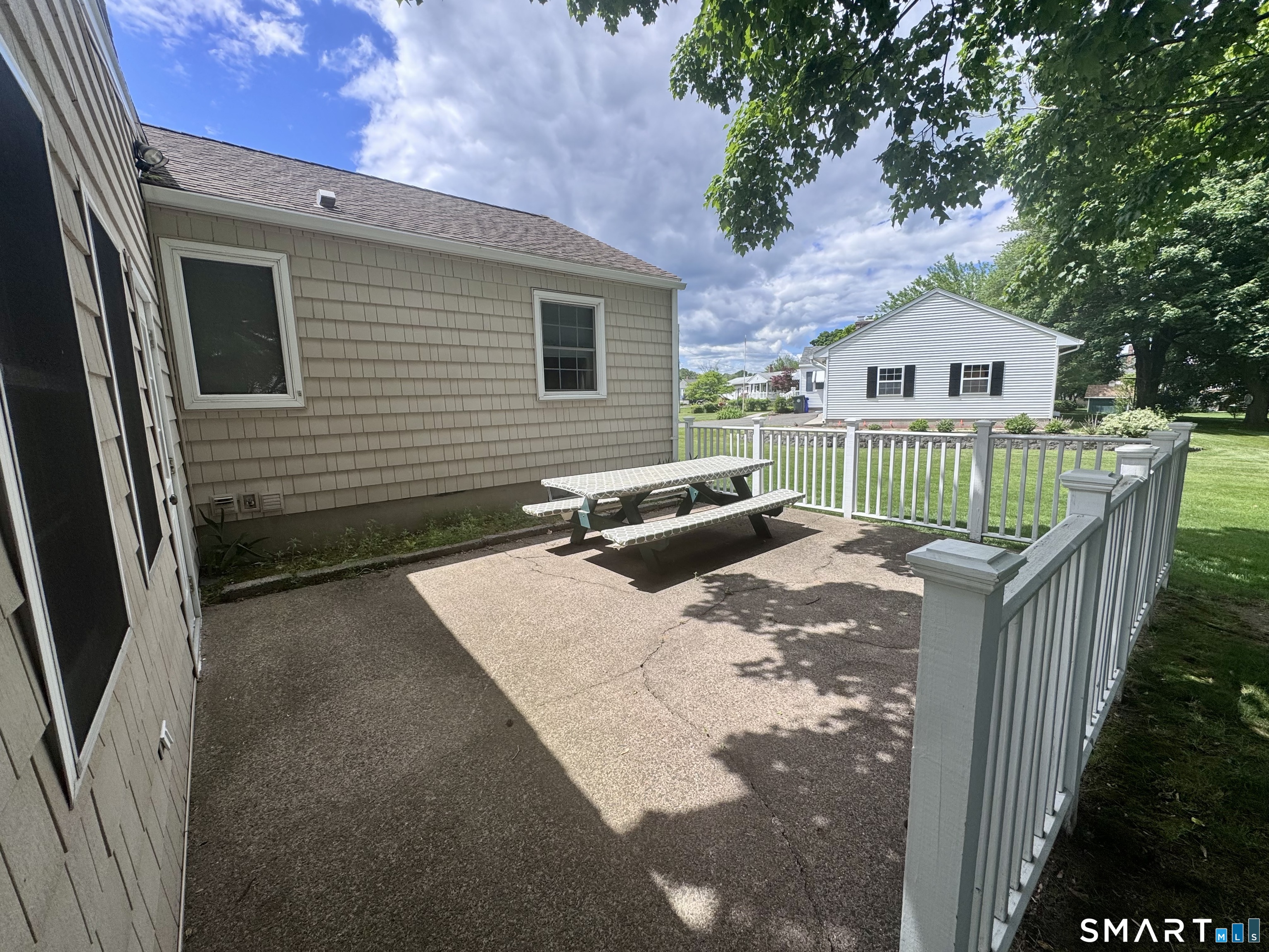 20 Sherwin Lane Windsor Locks CT 06096