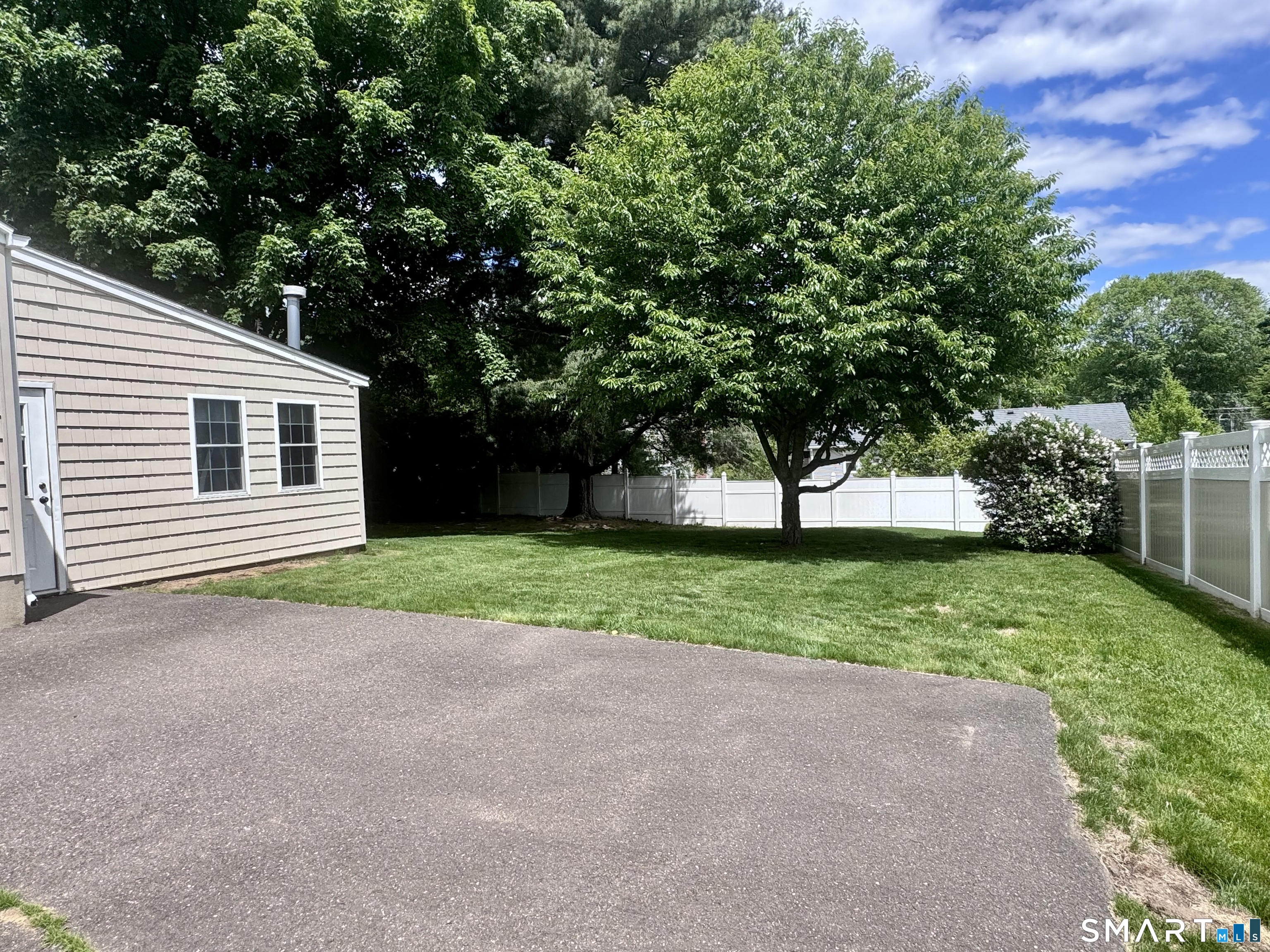 20 Sherwin Lane Windsor Locks CT 06096