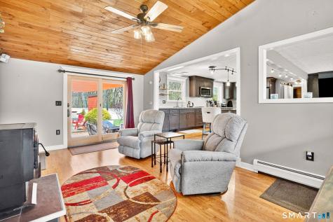 34 Wagon Road Enfield CT 06082