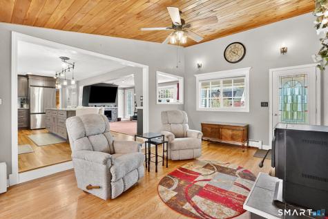 34 Wagon Road Enfield CT 06082