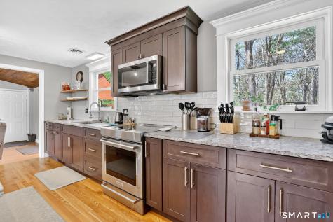 34 Wagon Road Enfield CT 06082