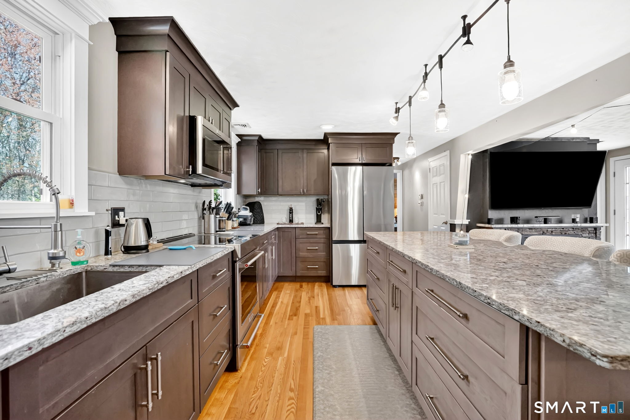 34 Wagon Road Enfield CT 06082