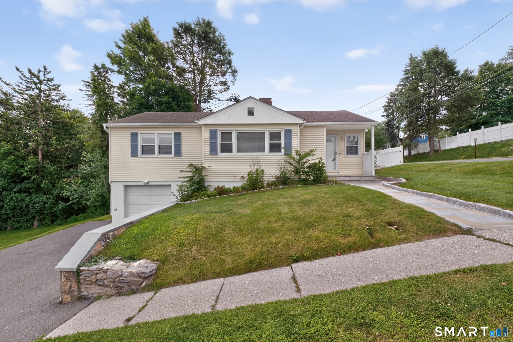 10 Seeley Street Danbury CT 06810