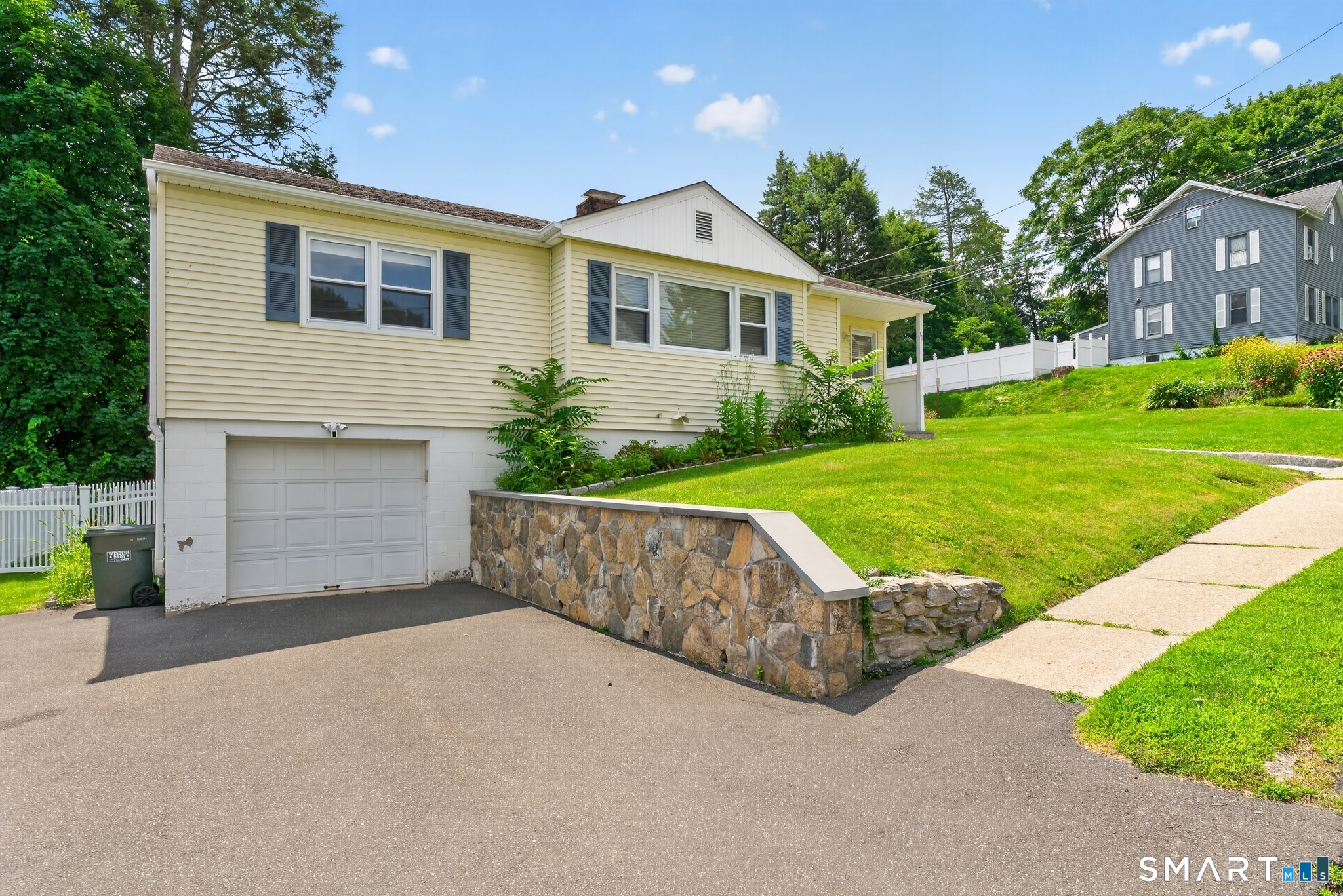 10 Seeley Street Danbury CT 06810