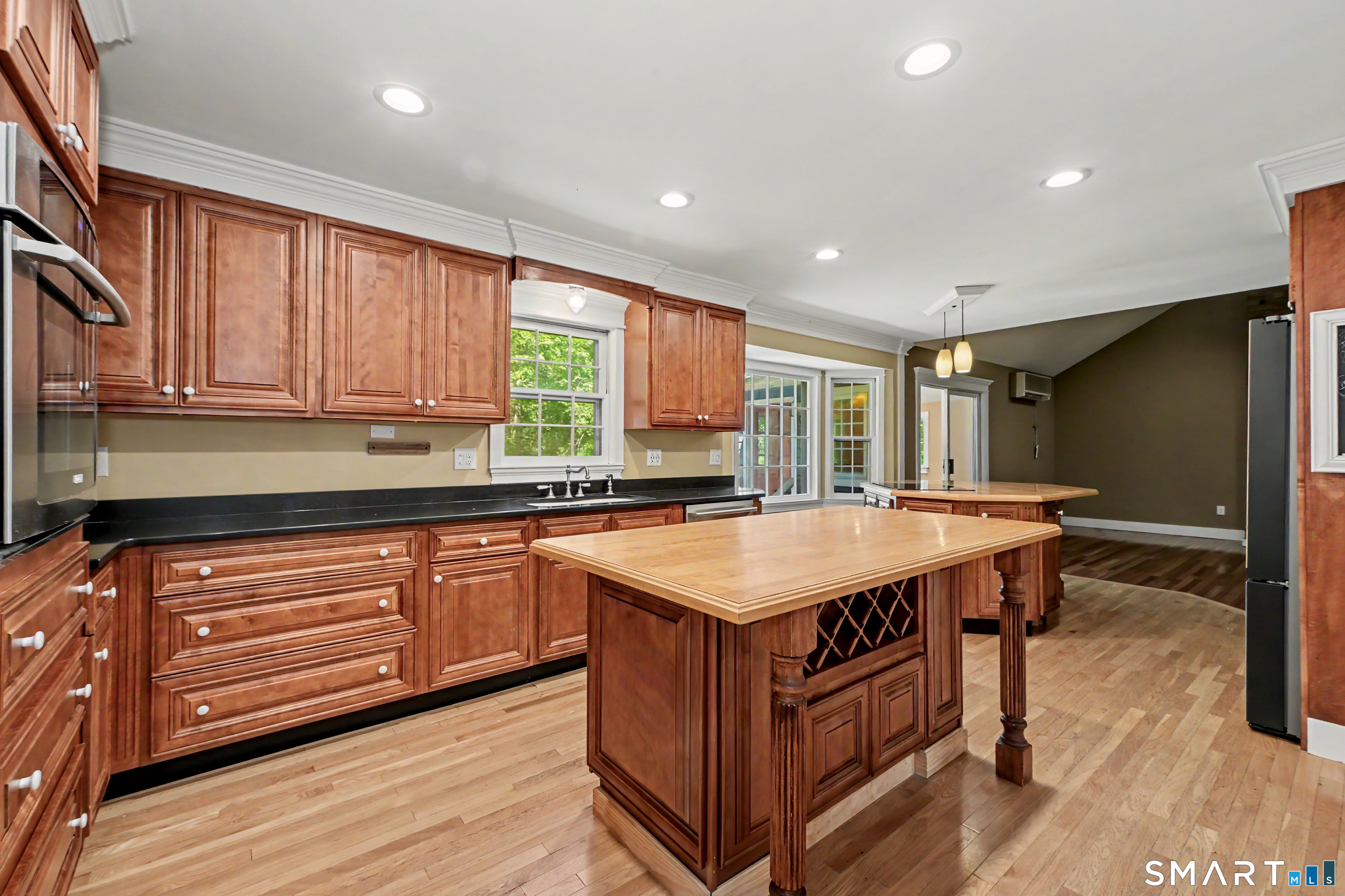 39 Standish Road New Milford CT 06776
