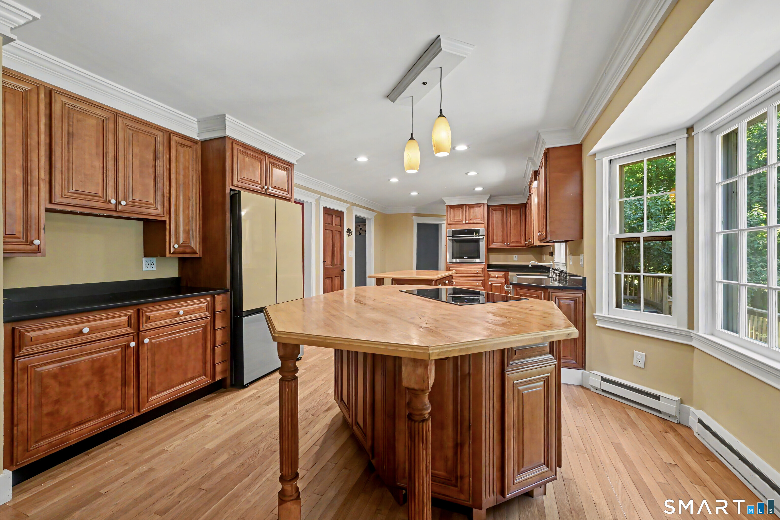 39 Standish Road New Milford CT 06776
