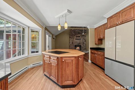 39 Standish Road New Milford CT 06776