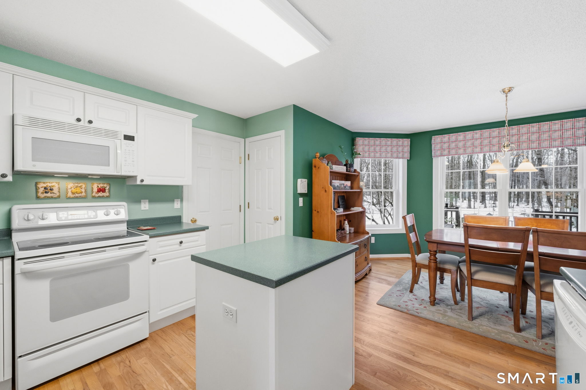 499 Woodmont Drive Coventry CT 06238