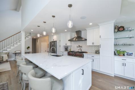 15 Linden Shores Branford CT 06405