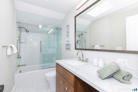 15 Linden Shores Branford CT 06405