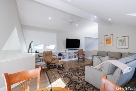 15 Linden Shores Branford CT 06405