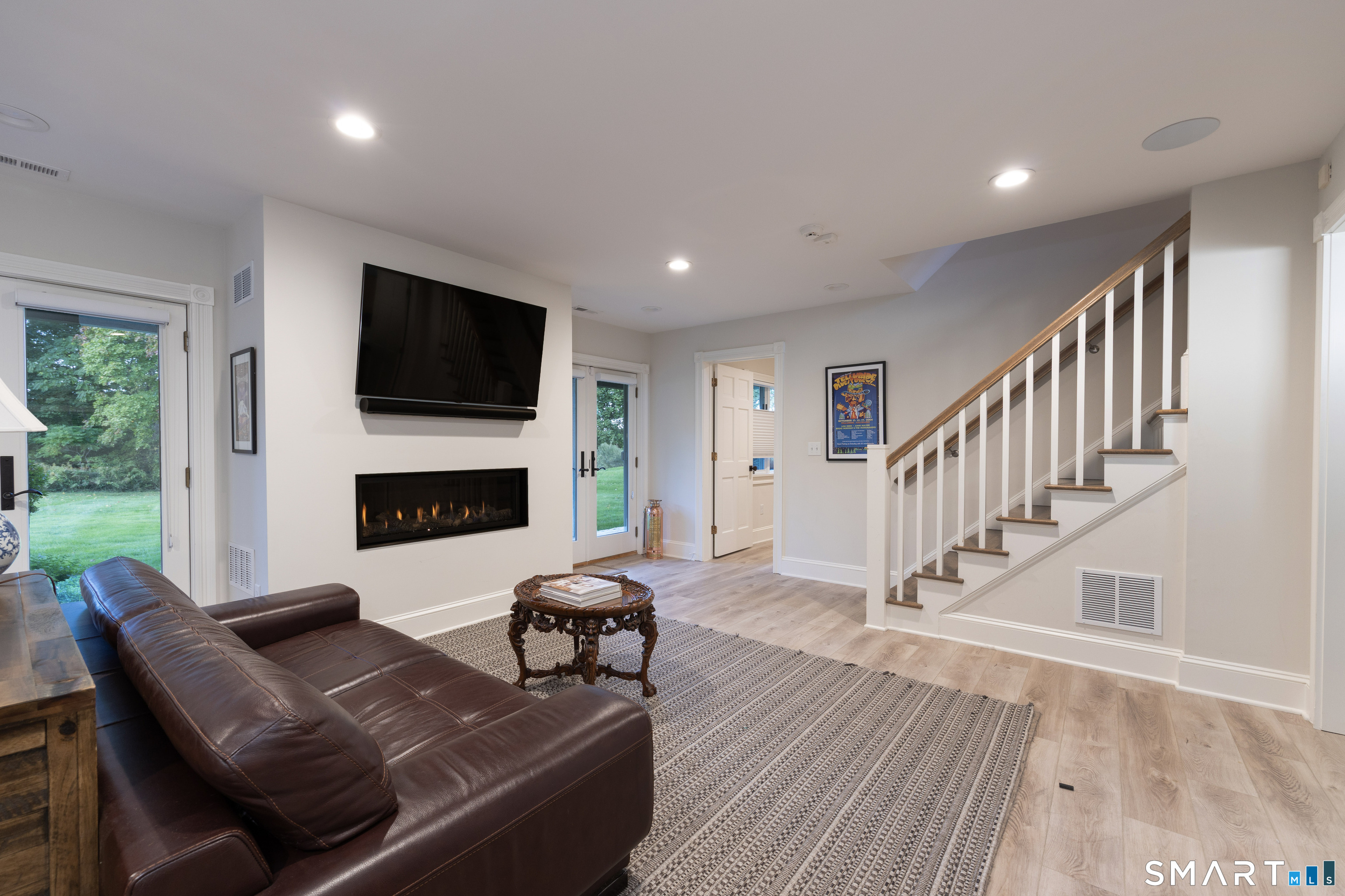 15 Linden Shores Branford CT 06405