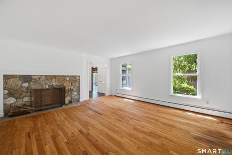 15 Valley View Road Newtown CT 06470