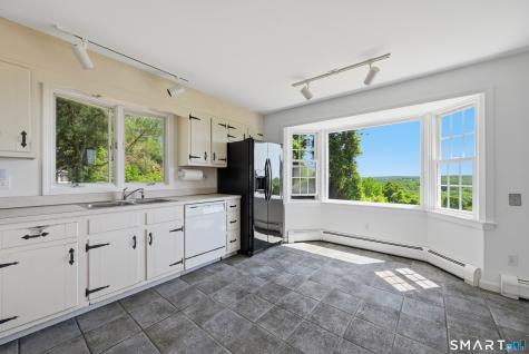 15 Valley View Road Newtown CT 06470