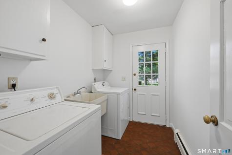 15 Valley View Road Newtown CT 06470