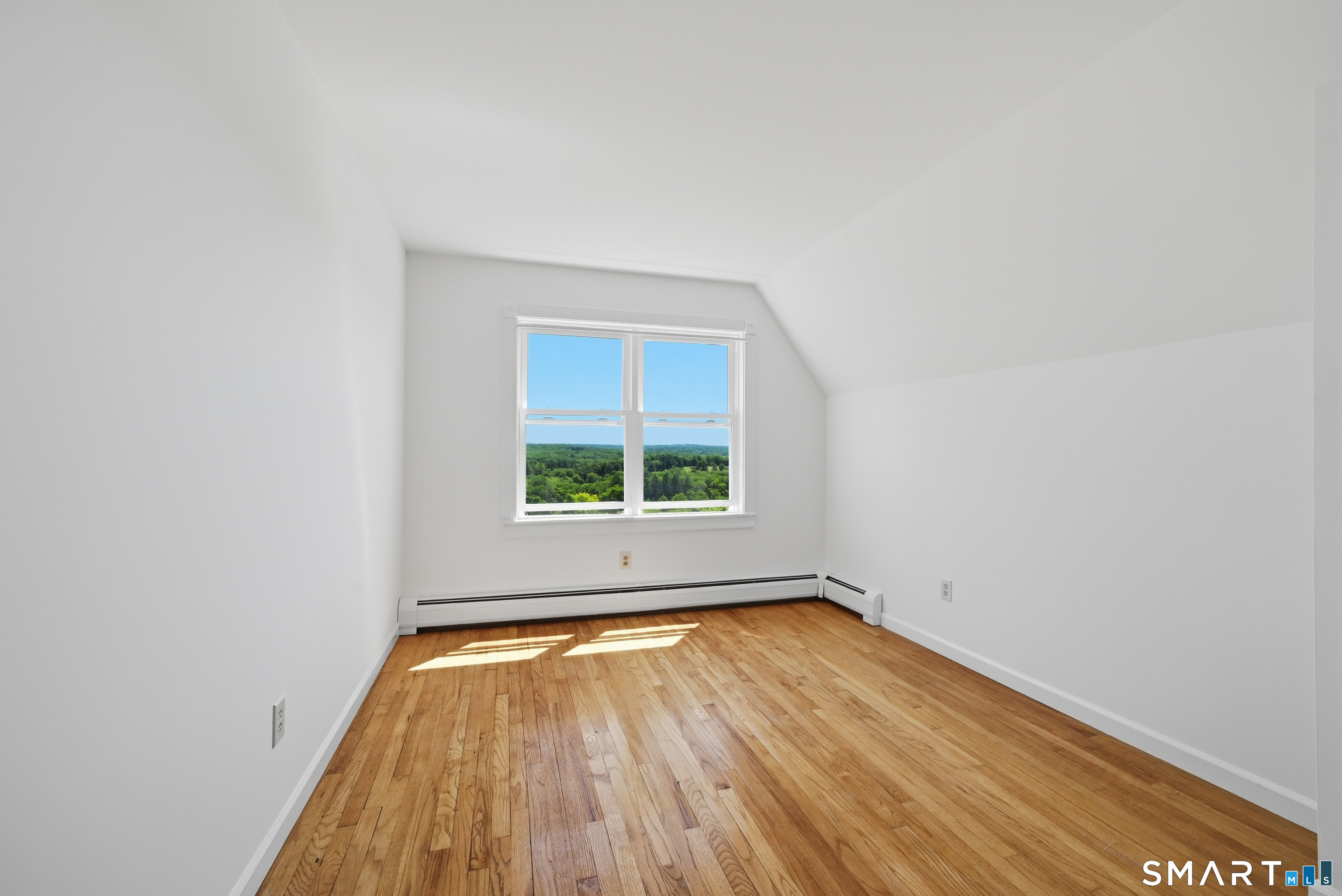 15 Valley View Road Newtown CT 06470