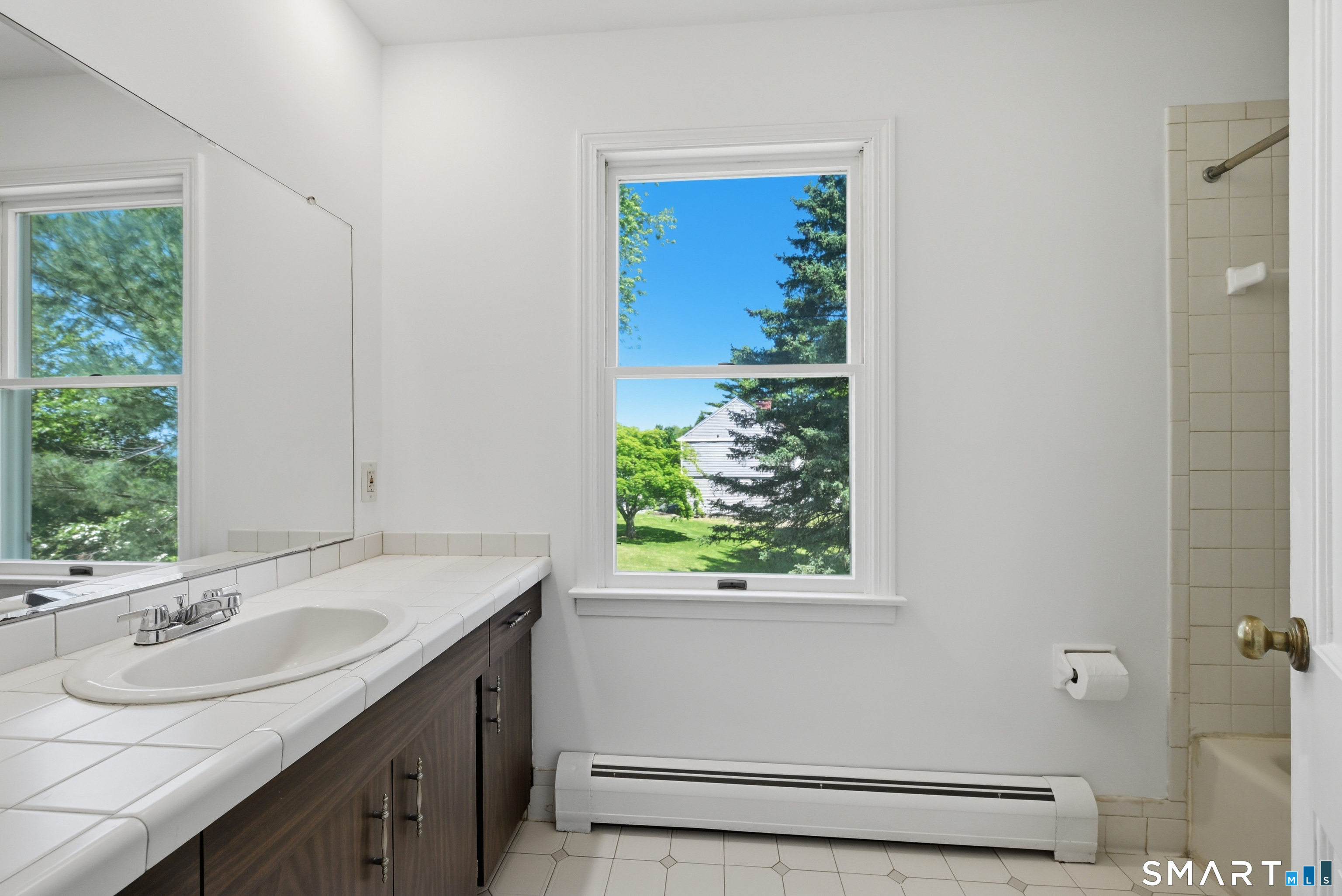 15 Valley View Road Newtown CT 06470
