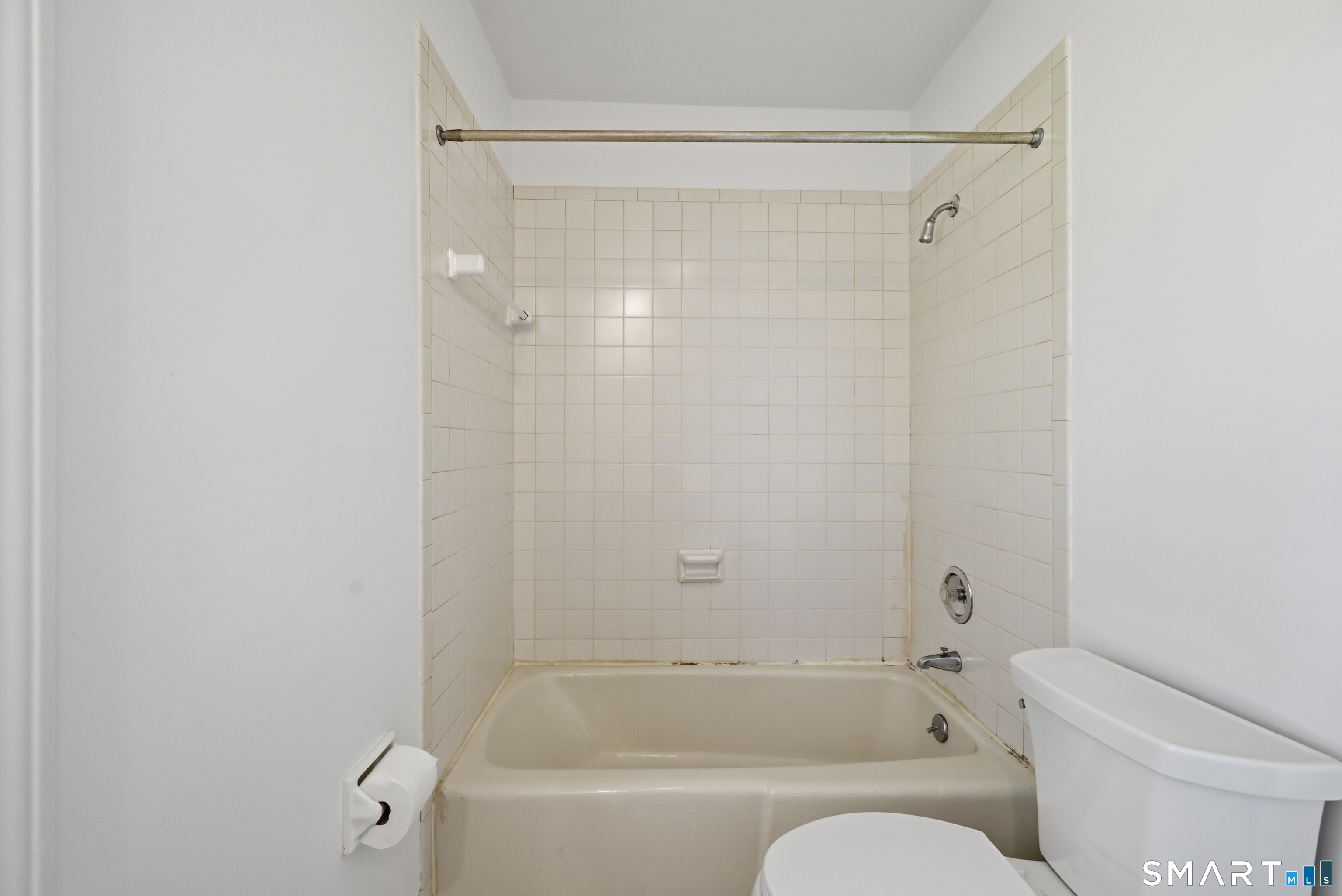 15 Valley View Road Newtown CT 06470