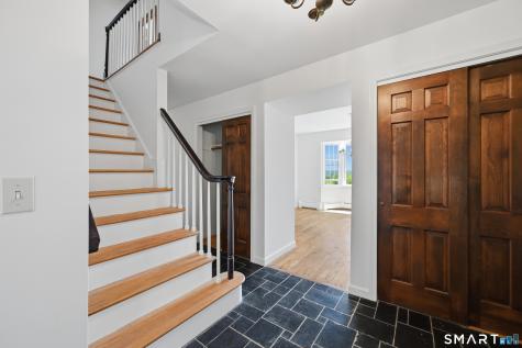 15 Valley View Road Newtown CT 06470