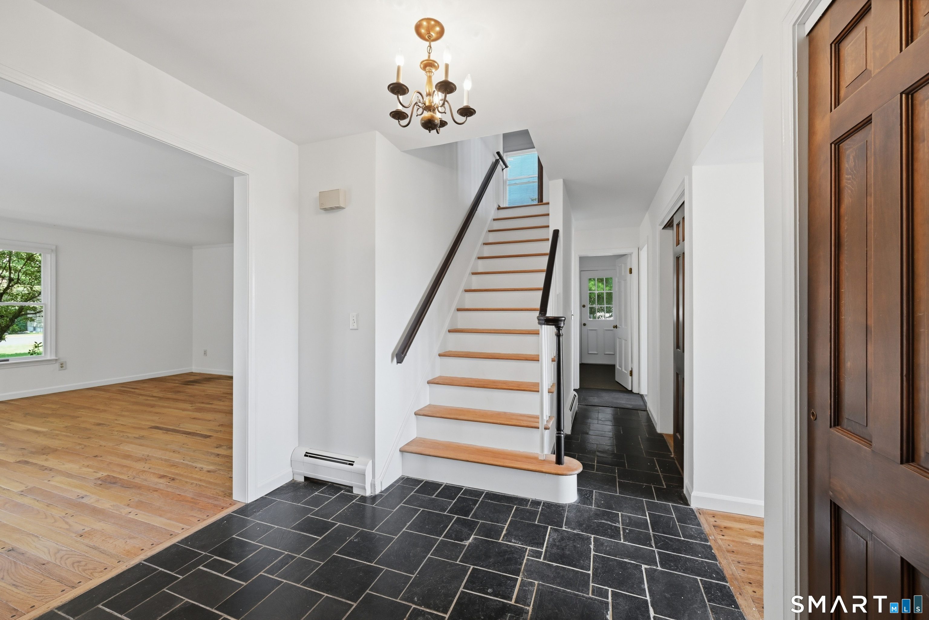 15 Valley View Road Newtown CT 06470