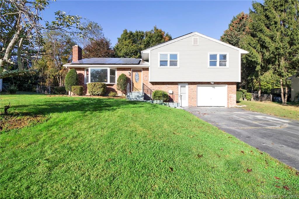 264 Evening Star Drive Naugatuck CT 06770