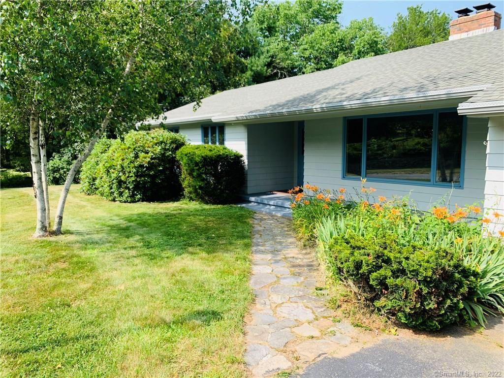 68 Twin Lakes Drive Waterford CT 06385