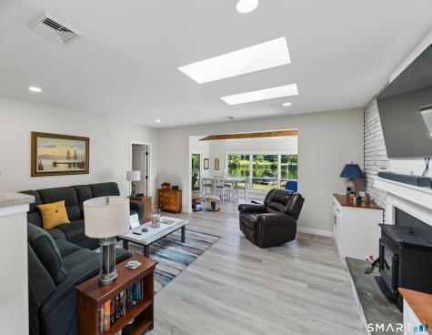 52 Housatonic Drive Newtown CT 06482