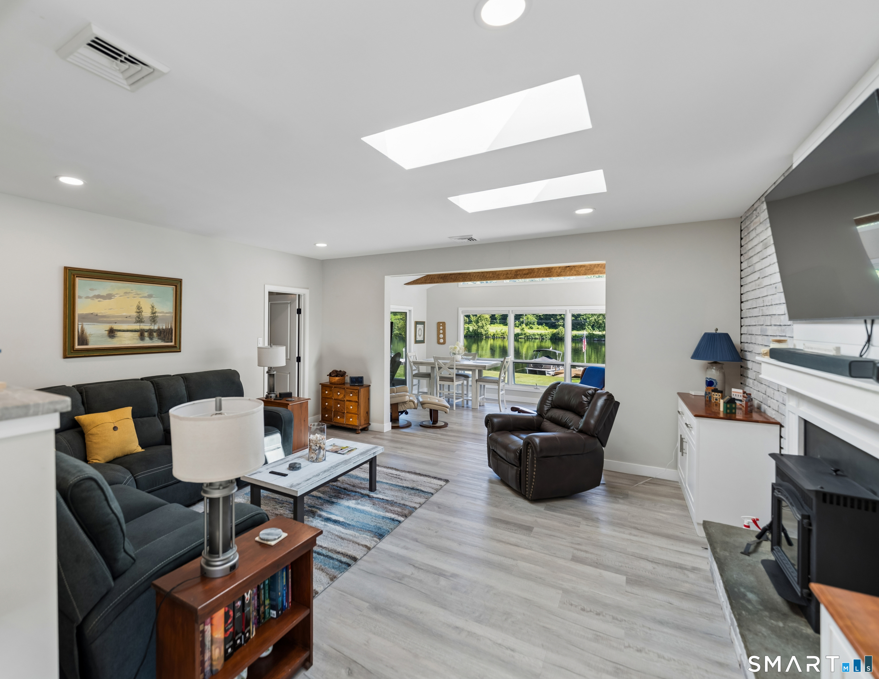 52 Housatonic Drive Newtown CT 06482