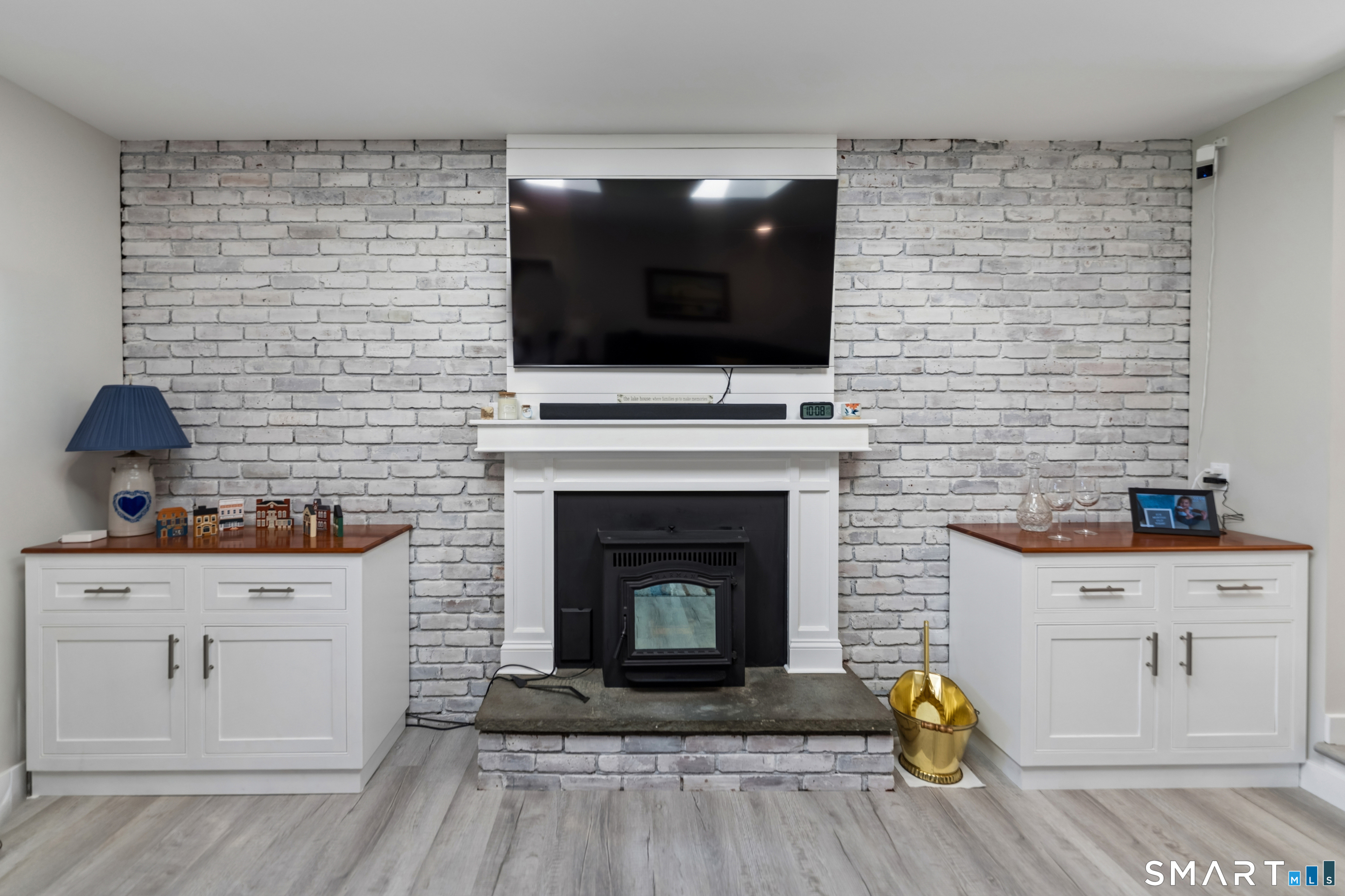 52 Housatonic Drive Newtown CT 06482