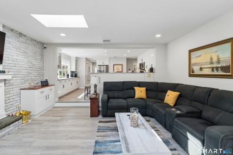 52 Housatonic Drive Newtown CT 06482