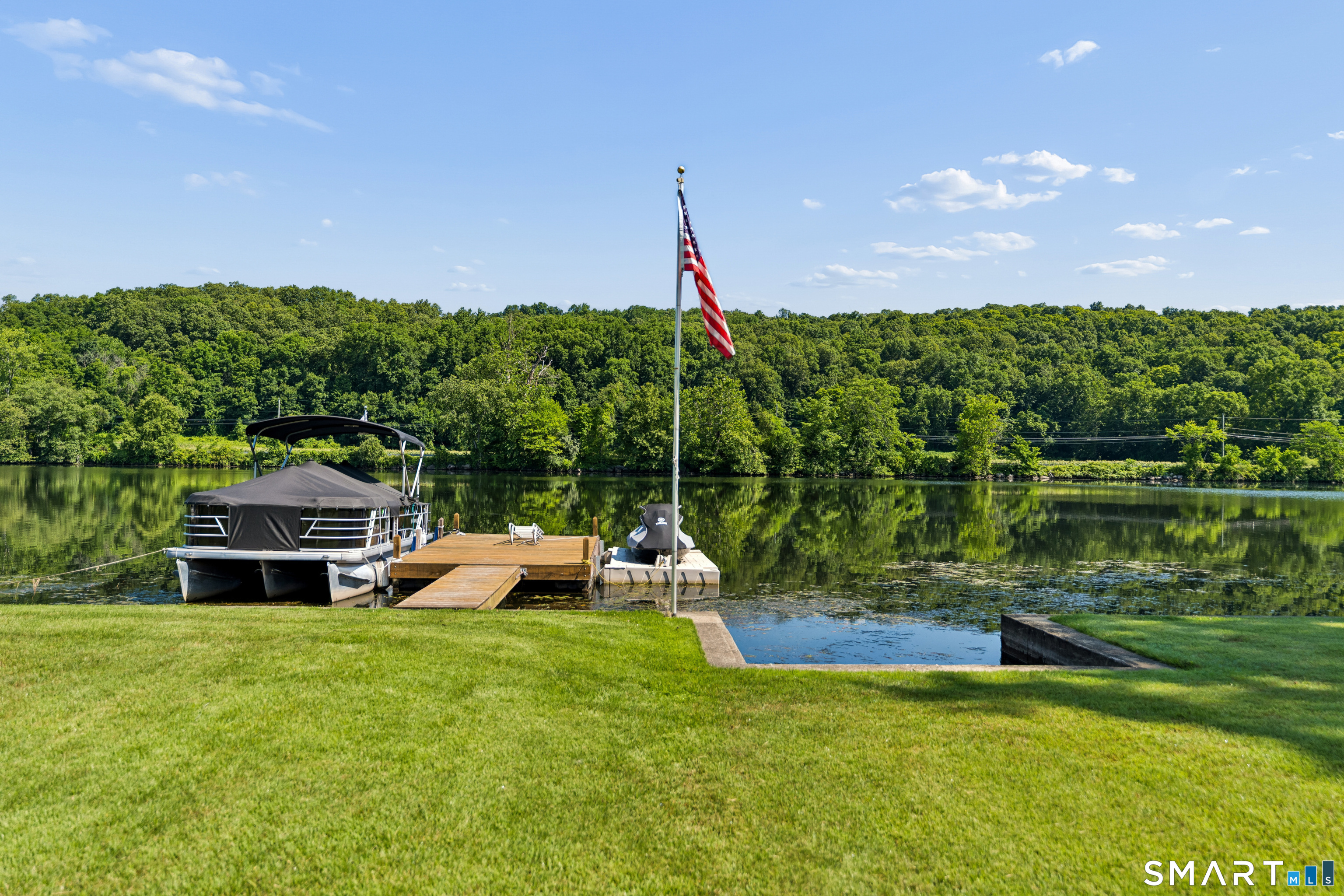 52 Housatonic Drive Newtown CT 06482