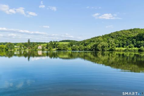 52 Housatonic Drive Newtown CT 06482