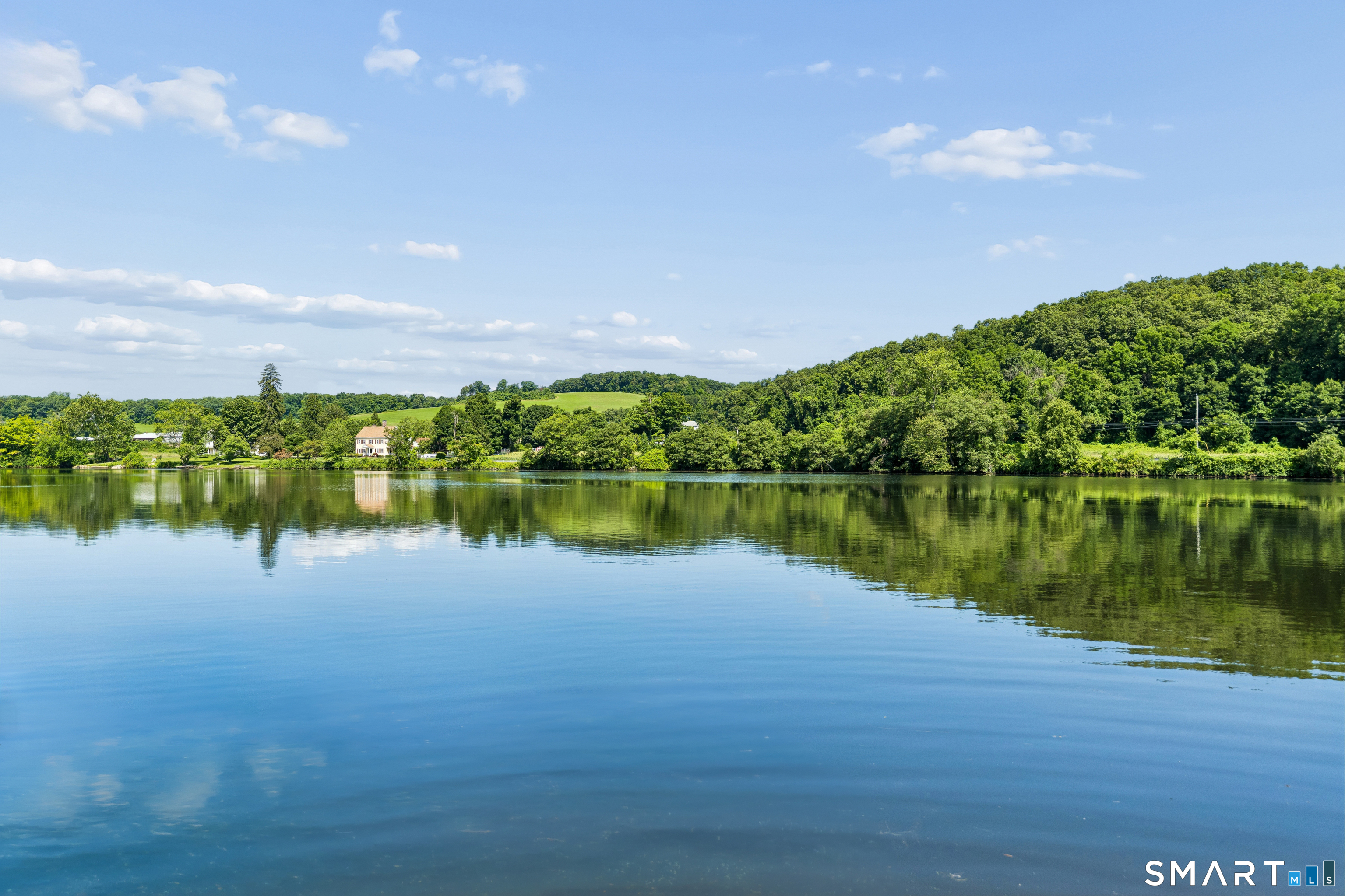 52 Housatonic Drive Newtown CT 06482