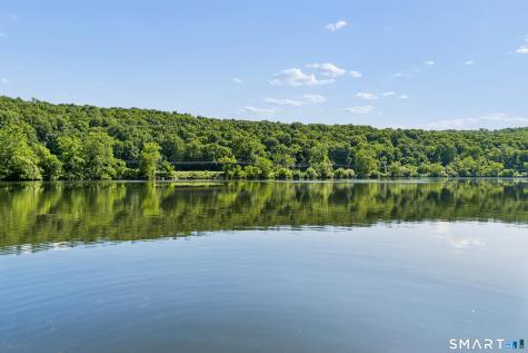 52 Housatonic Drive Newtown CT 06482