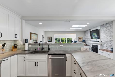 52 Housatonic Drive Newtown CT 06482