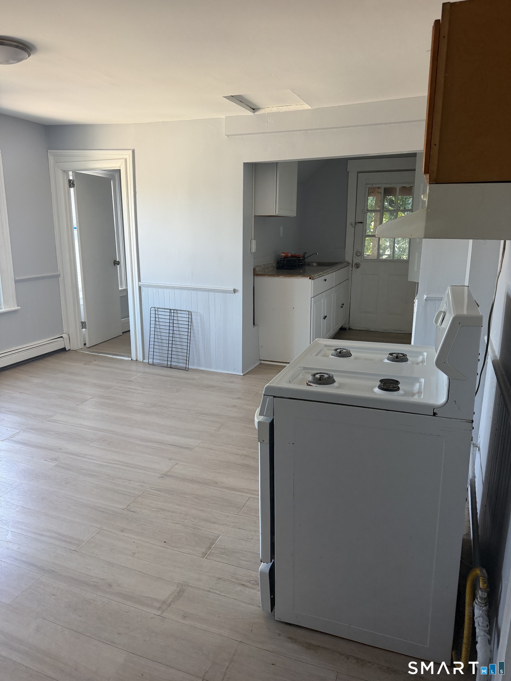 16 Fourth Street Waterbury CT 06708