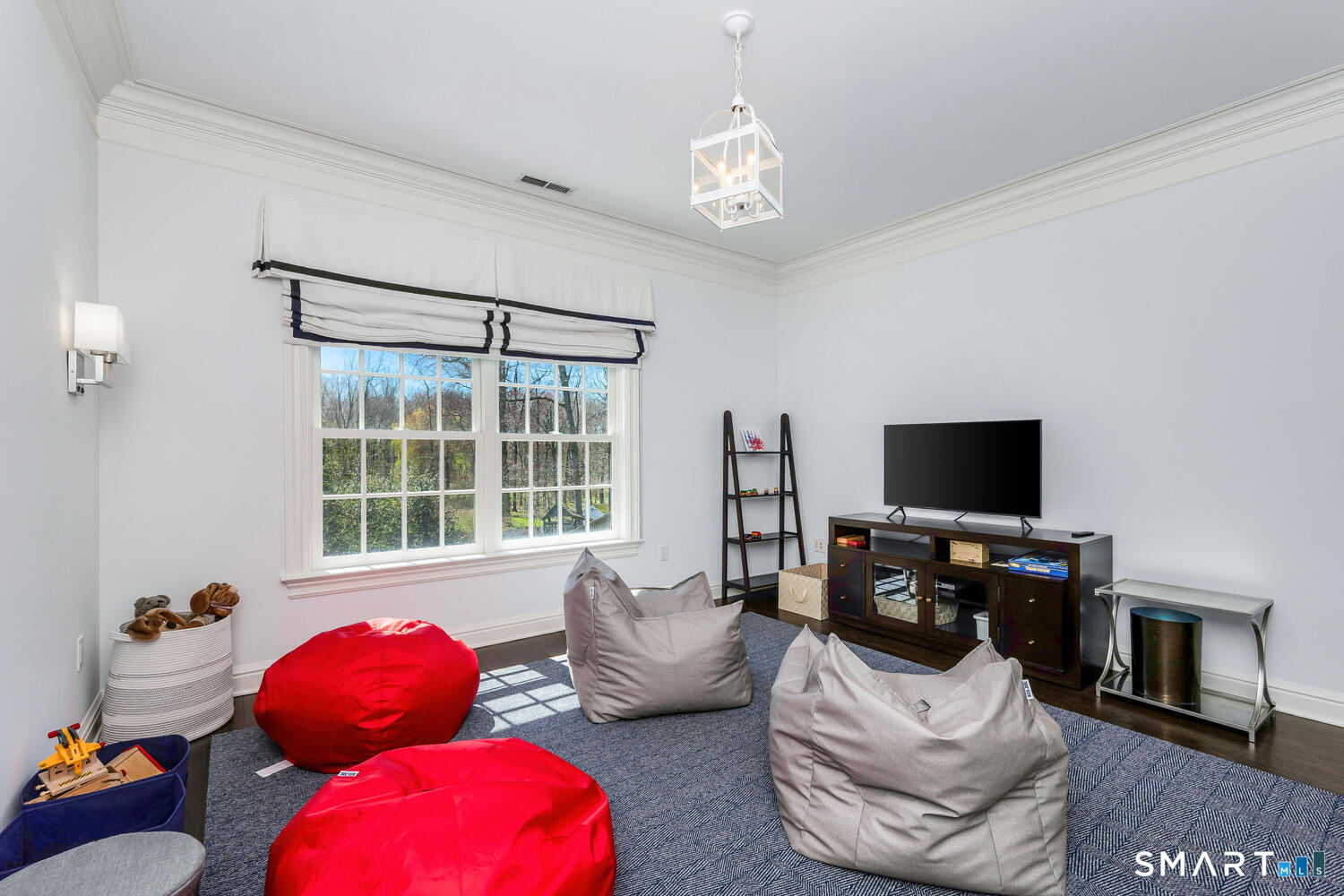 74 Salisbury Road Darien CT 06820