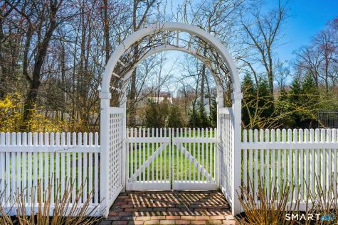 74 Salisbury Road Darien CT 06820